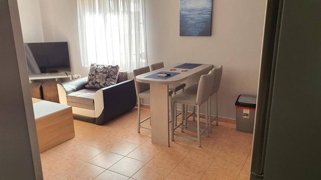 אלכסנדרופולי Theos Apartment מראה חיצוני תמונה