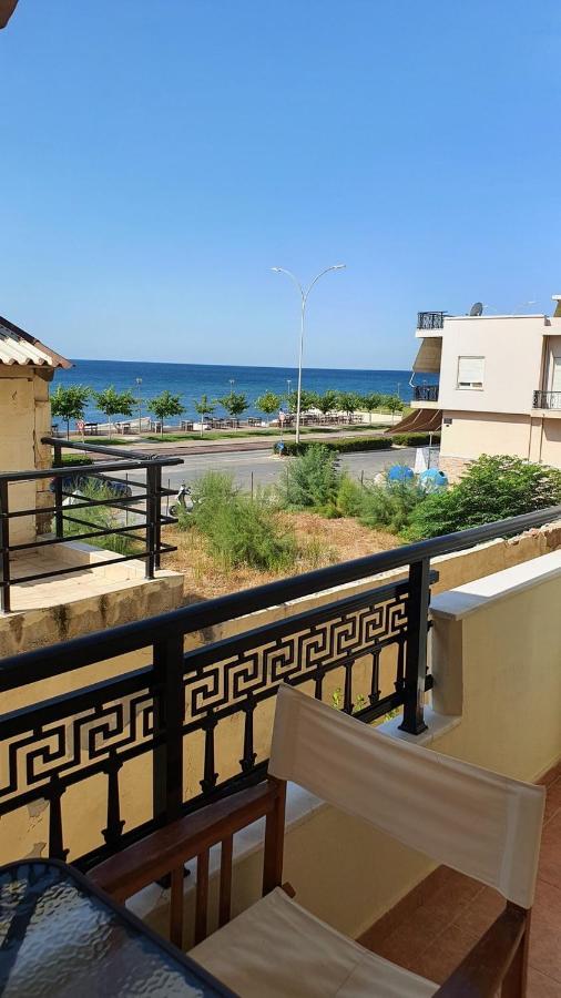 אלכסנדרופולי Theos Apartment מראה חיצוני תמונה