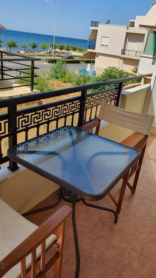 אלכסנדרופולי Theos Apartment מראה חיצוני תמונה